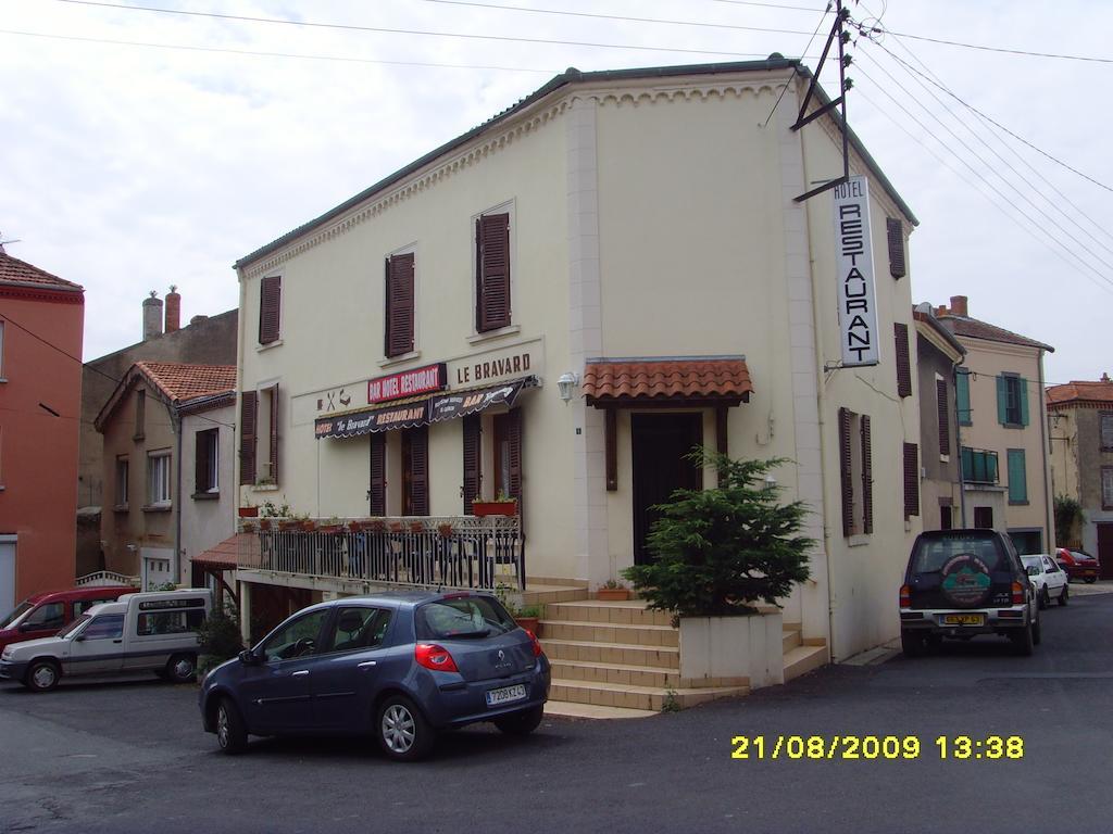Le Bravard Jumeaux Esterno foto
