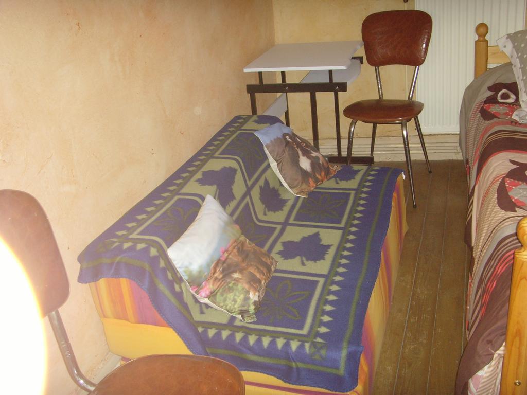 Le Bravard Jumeaux Esterno foto
